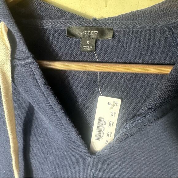 NEW J.Crew Garment-Dyed V-neck Hoodie in Original Cotton Terry Navy Size Medium - Picture 9 of 10